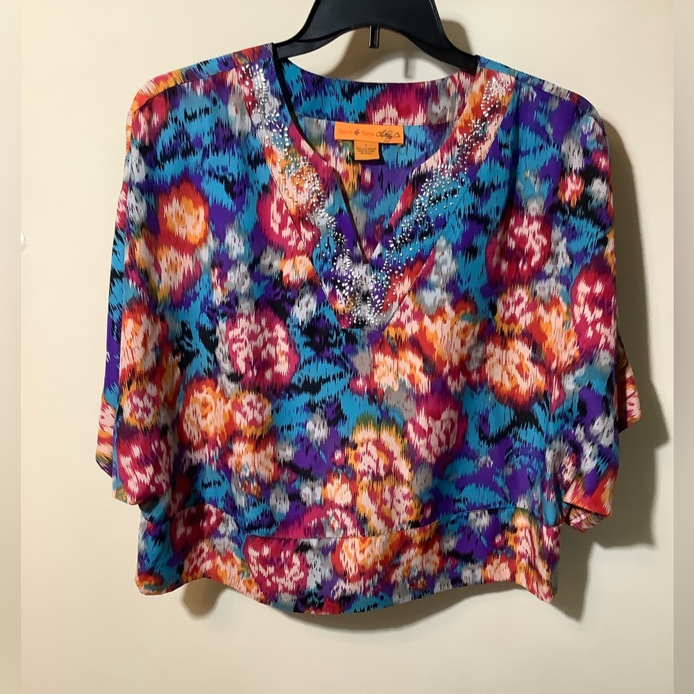Selena&Maria embellished semi crop top watercolor brushstroke flowers w/silver L
